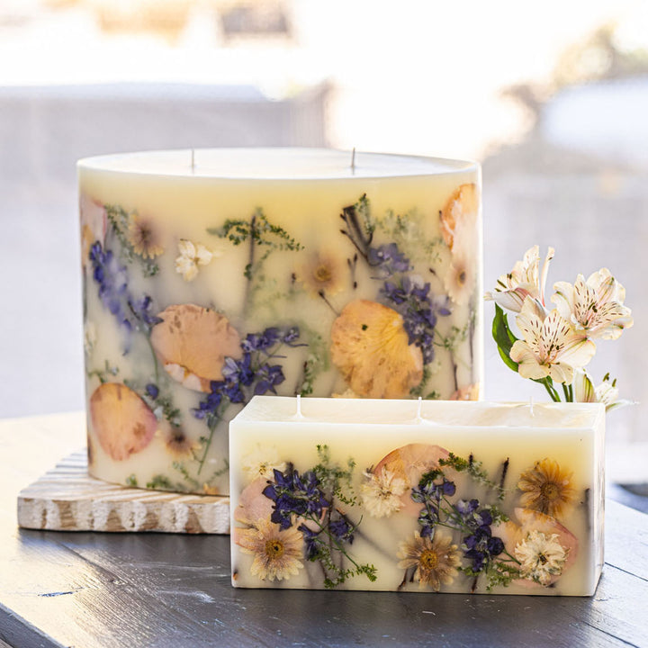 Vanilla Rain Oval Botanical Candle-Oval Botanical Plate 2 of 3