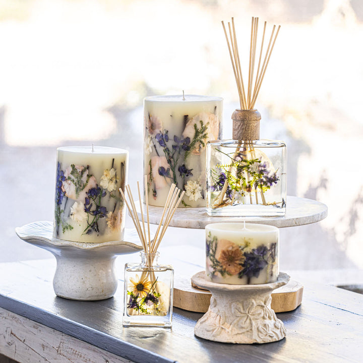 Vanilla Rain Medium Round Botanical Candle-Medium Botanical Candle 3 of 4