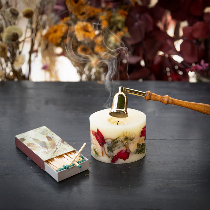 Spicy Apple Petite Oval Botanical Candle-Petite Botanical Candle 4 of 6