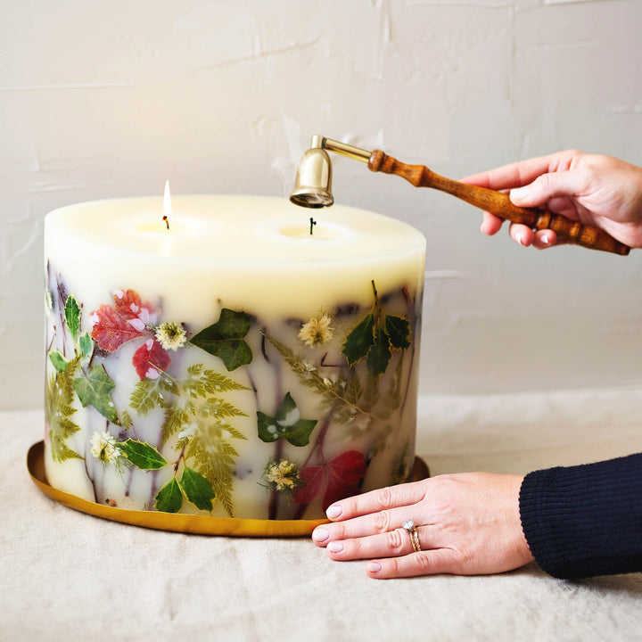 Forest Oval Botanical Candle-Oval Botanical Plate 2 of 5
