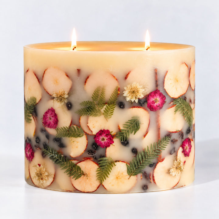 Centerpiece Botanical Candle - Spicy Apple-Oval Botanical Plate 1 of 4