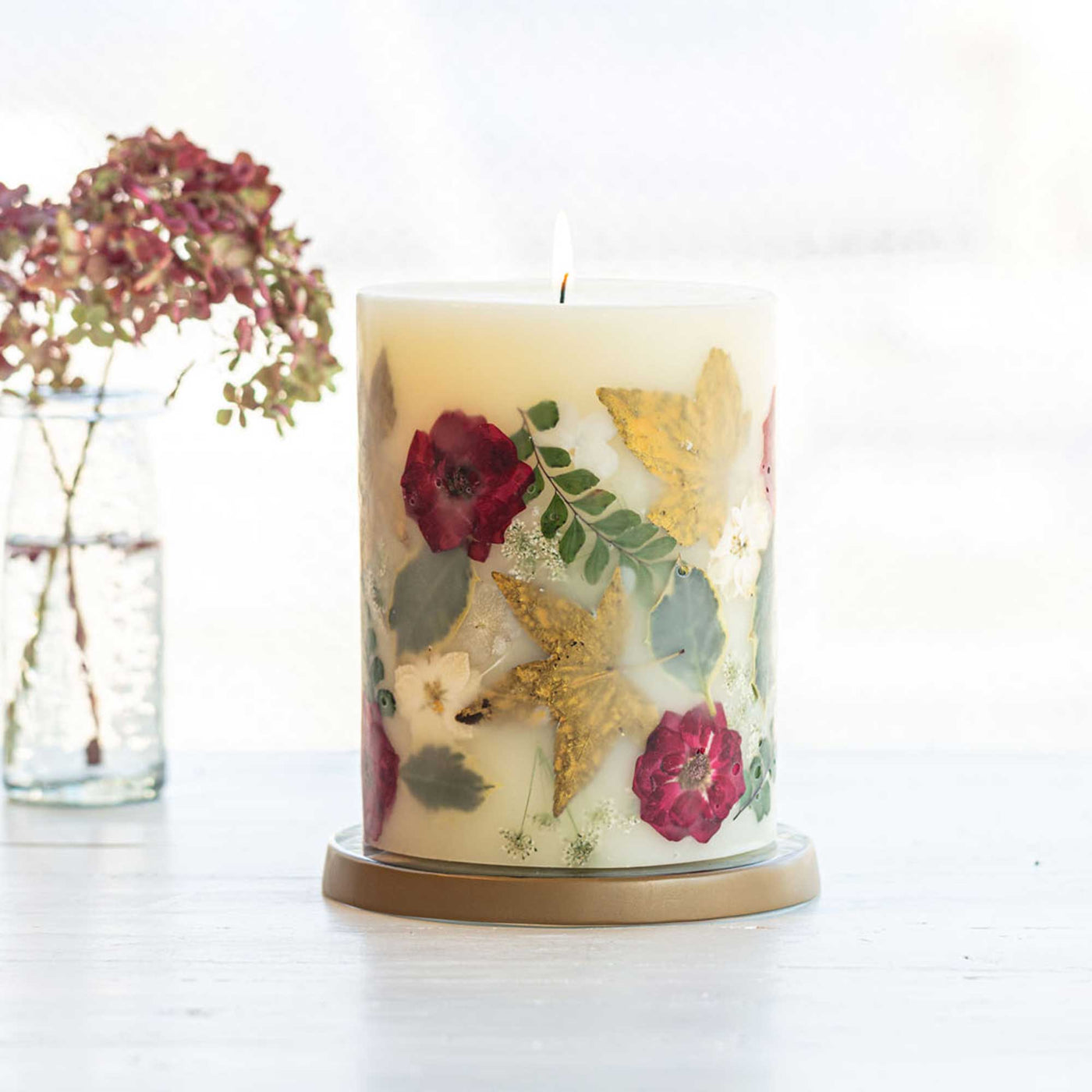 Red Currant + Cranberry Medium Round Botanical Candle