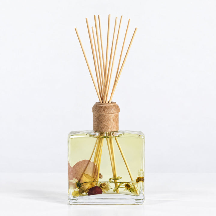 Signature Botanical Reed Diffuser - Apricot Rose 1 of 5
