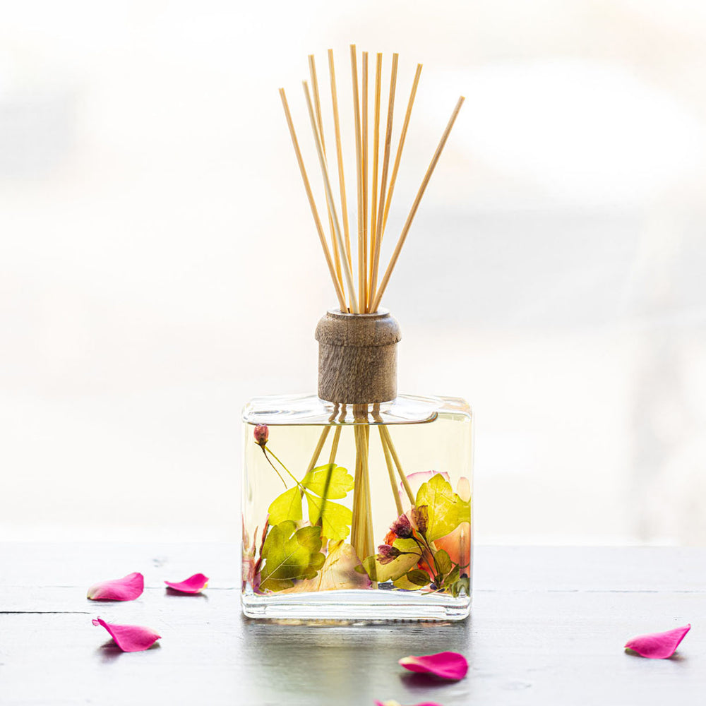 Signature Botanical Reed Diffuser - Blushing Rosewood-13oz Botanical Diffuser