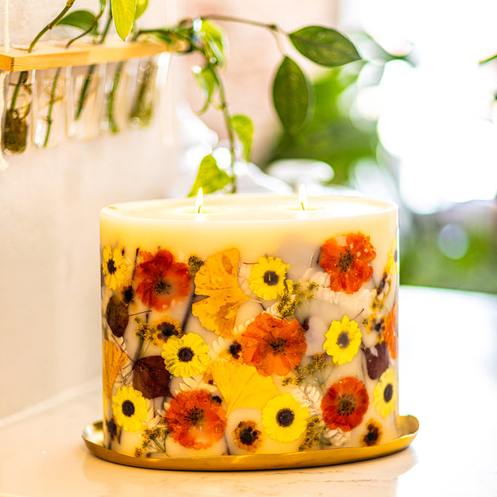 Honey Tobacco Oval Botanical Candle 4 of 4
