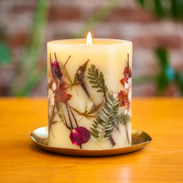 Signature Botanical Candle - Saddlewood 2 of 2