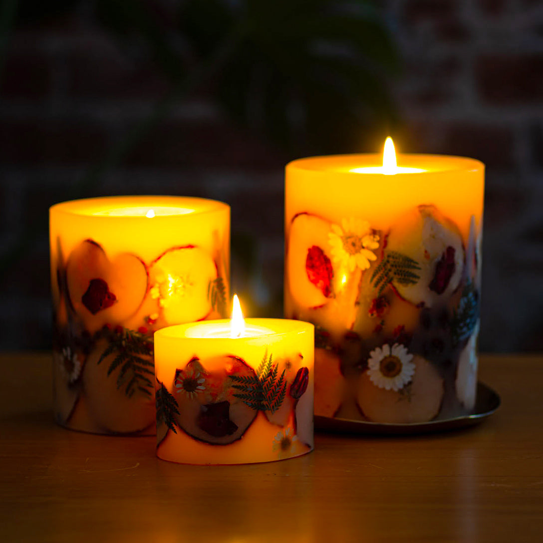 BOTANICAL CANDLE – Rosy Rings
