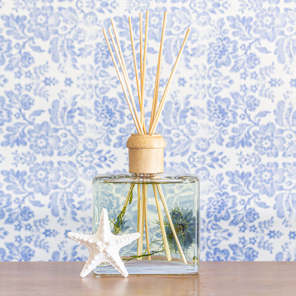 Signature Botanical Reed Diffuser - Sea Salt Mist-13oz Botanical Diffuser