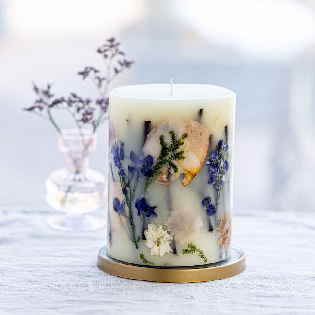 Vanilla Rain Medium Round Botanical Candle