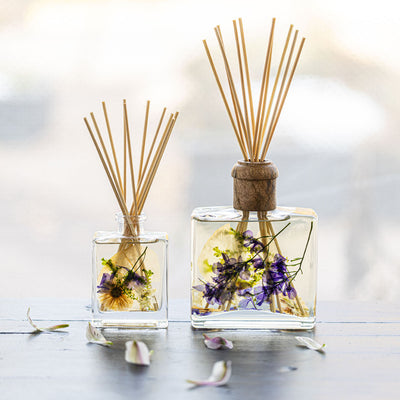 Vanilla Rain 4oz Botanical Reed Diffuser