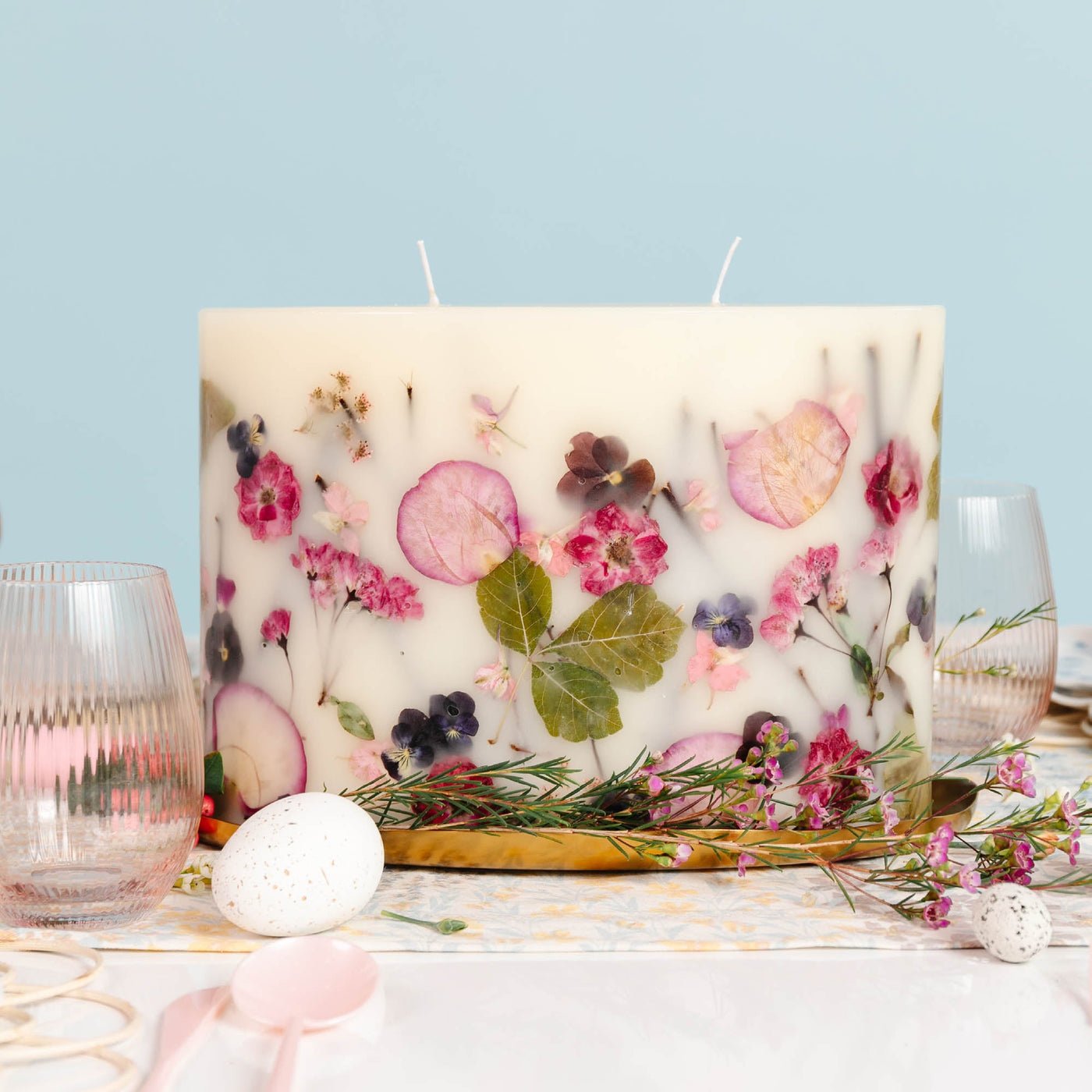 Rachel Parcell + Rosy Rings Peony Oval Botanical Candle Plate Set