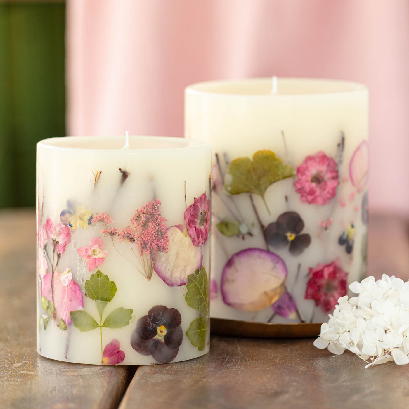 Rachel Parcell + Rosy Rings Peony Medium Round Botanical Candle