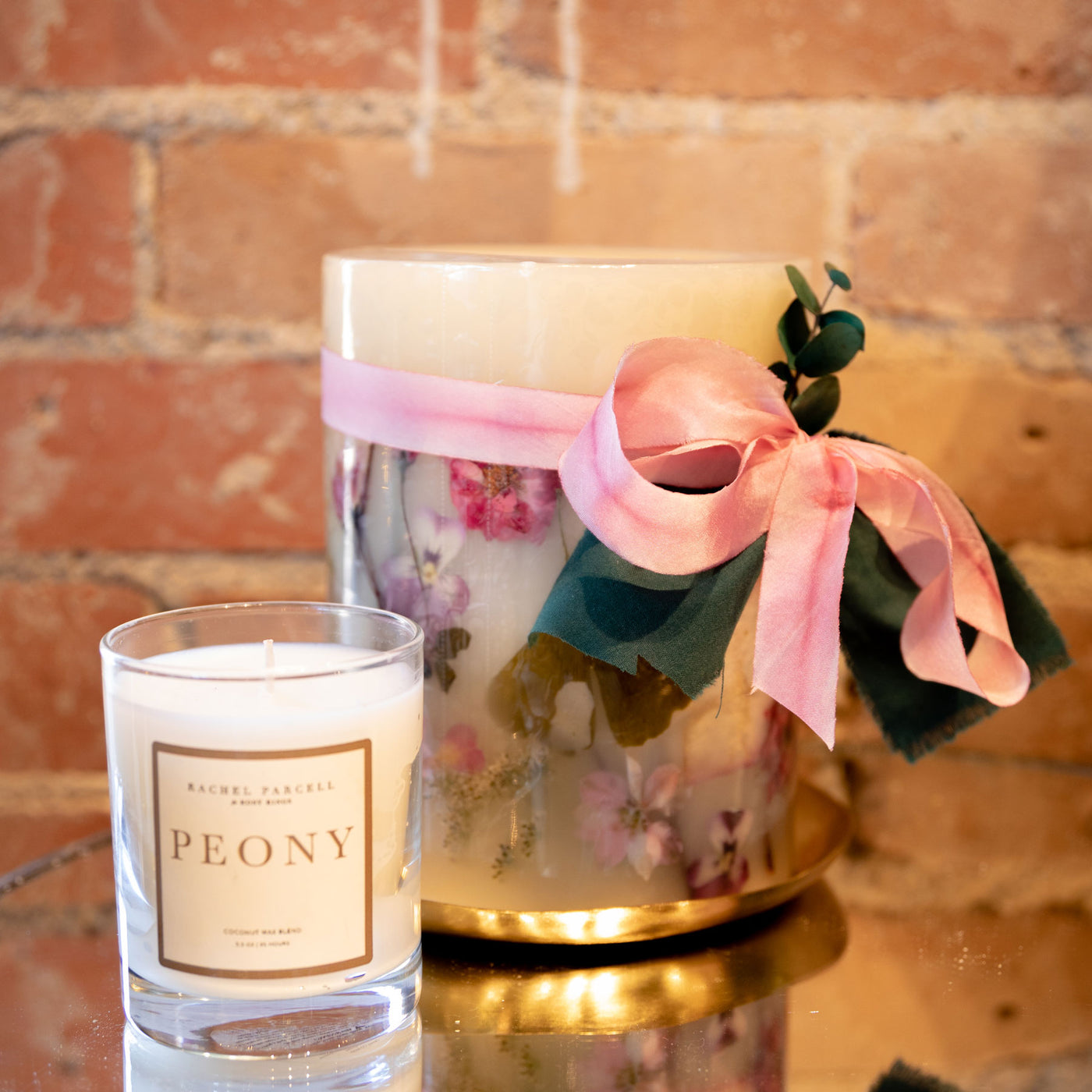 Rachel Parcell + Rosy Rings Peony Signature Glass Candle